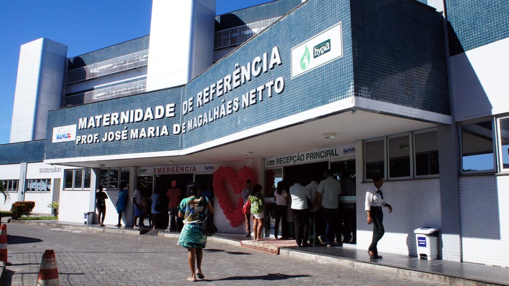 Maternidade José Maria de Magalhães Netto realiza parto de gêmeas siamesas
