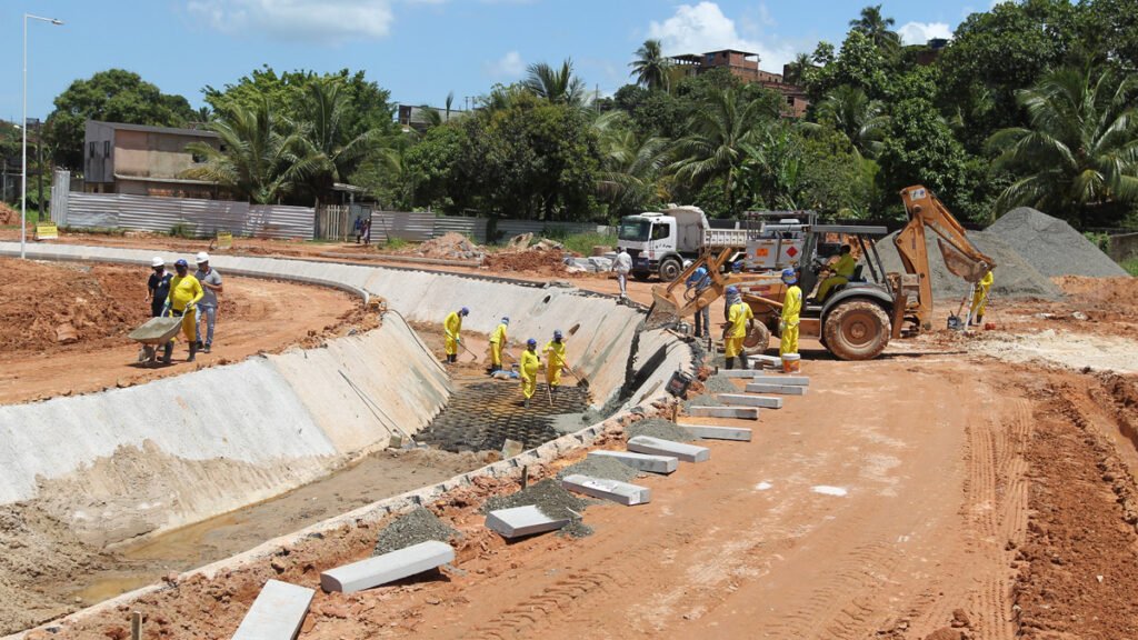 O bairro Nova Constituinte, no Subúrbio Ferroviário está passando por obras de implantação de canais. Foto: Fernando Vivas/GOVBA