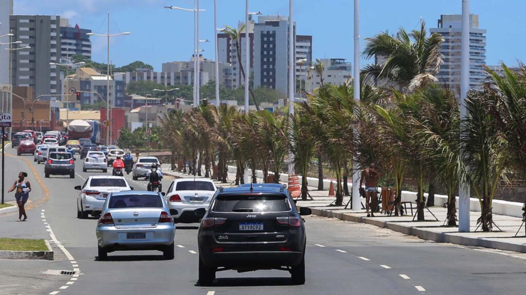 Cerca de 50 pesquisadores vão realizar um levantamento entre os dias 30 de novembro e 13 de dezembro sobre o trânsito da capital baiana.
