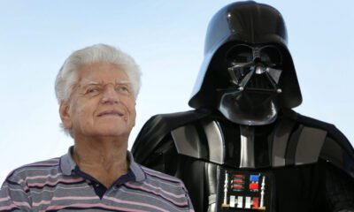 O ator britânico David Prowse, que fez o papel de Darth Vader nos três filmes originais da saga "Star Wars", morreu neste domingo (29) aos 85 anos,