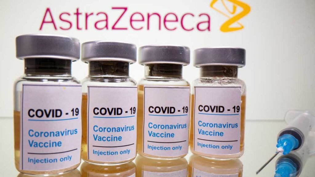 A vacina desenvolvida pela Universidade de Oxford e a farmacêutica AstraZeneca mostrou eficácia de 90% quando aplicada em meia dose