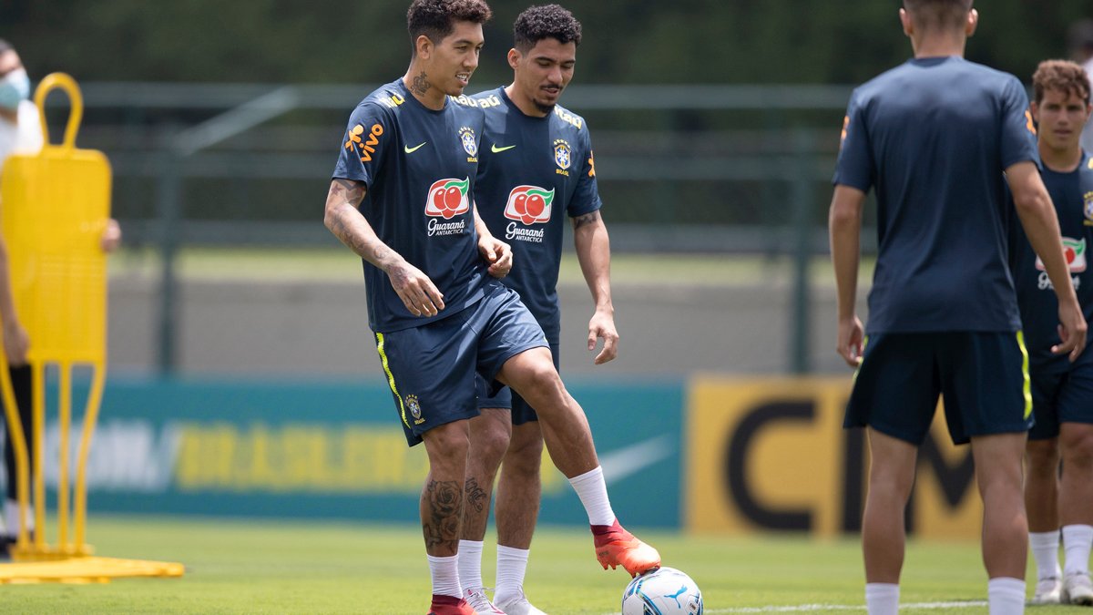 Brasil e Uruguai se enfrentam nesta terça-feira (17), no Estádio Centenário, em Montevidéu, às 20h, pela quarta rodada das Eliminatórias da Copa do Mundo.