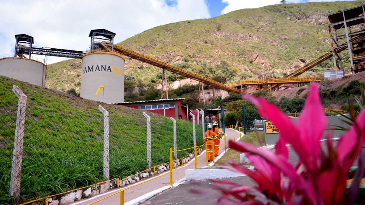 a Jacobina Mineação e Comércio (JMC), unidade baiana do grupo Yamana Gold, anunciou que planeja ampliar a produção de ouro, no município de Jacobina, em até 31% partir de 2023.