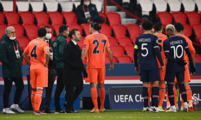 Os jogadores do PSG e do Basaksehir abandonaram a partida pela Liga dos Campeões, disputada na tarde desta terça (8), no Parque dos Príncipes