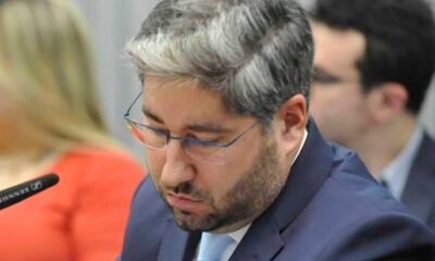 O diretório nacional do partido Cidadania decidiu nesta sexta afastar o deputado estadual Fernando Cury após o parlamentar ter sido filmado apalpando,