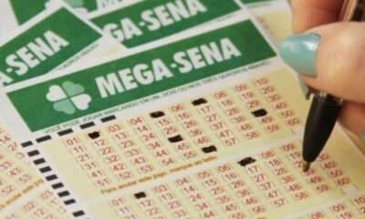 O concurso 2.491 da Mega-Sena, realizado na quarta-feira (15) à noite no Espaço Loterias da Caixa em São Paulo, não teve acertadores das seis dezenas. Os números sorteados foram: 22 - 29 - 38 - 43 - 48 – 53.