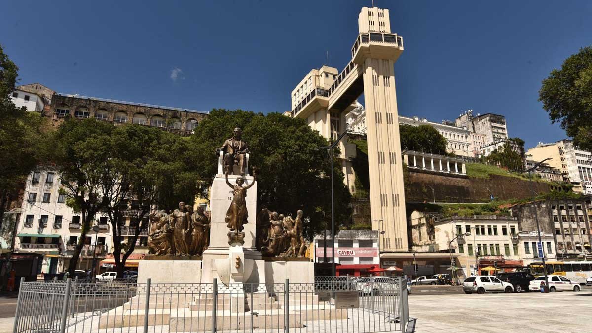 Com destaque para o boêmio bairro do Rio Vermelho, a revista norte-americana Forbes voltou a citar Salvador, em artigo publicado nesta quarta-feira (20),