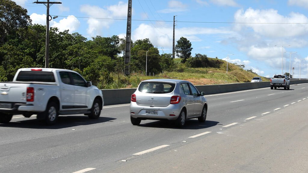 Os proprietários de veículos baianos já podem pagar, até o dia 10 de fevereiro, o Imposto sobre a Propriedade de Veículos Automotores (IPVA) de 2021