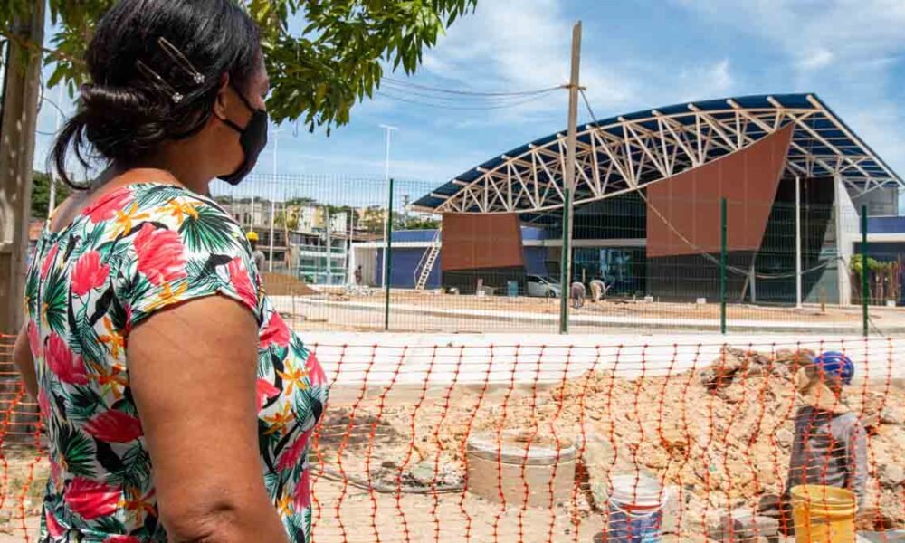 Em fase final de obras, as Policlínicas de Saúde que estão sendo construídas pelo Governo do Estado nos bairros de Escada e Narandiba, na capital baiana,