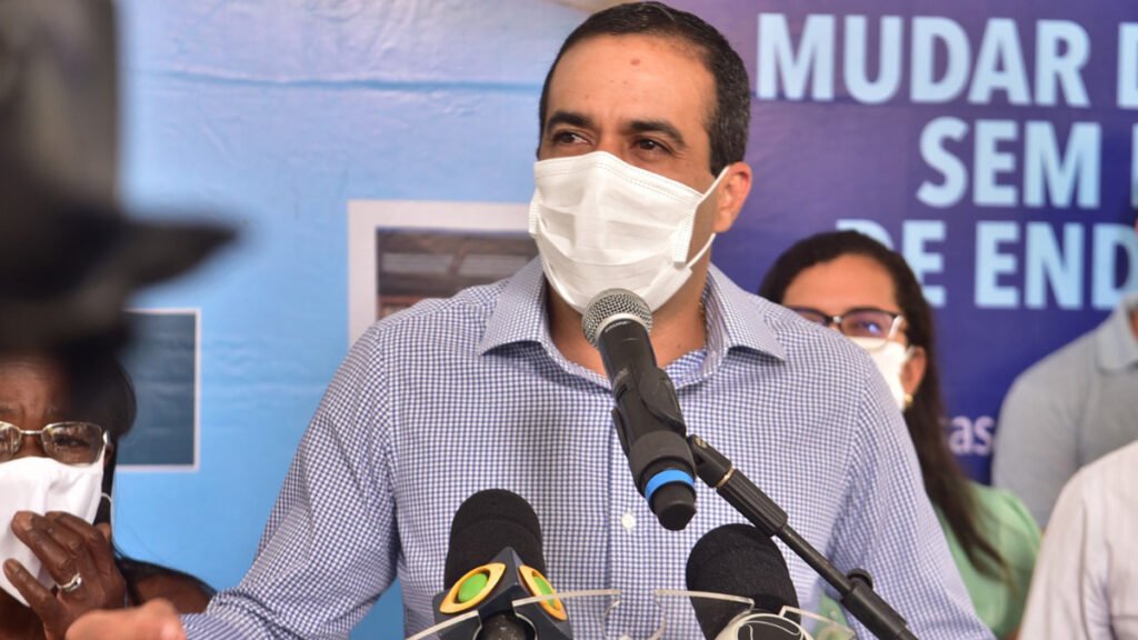 Novas ações para conter o avanço do novo coronavírus em Salvador foram anunciadas pelo prefeito Bruno Reis nesta quarta-feira (6).