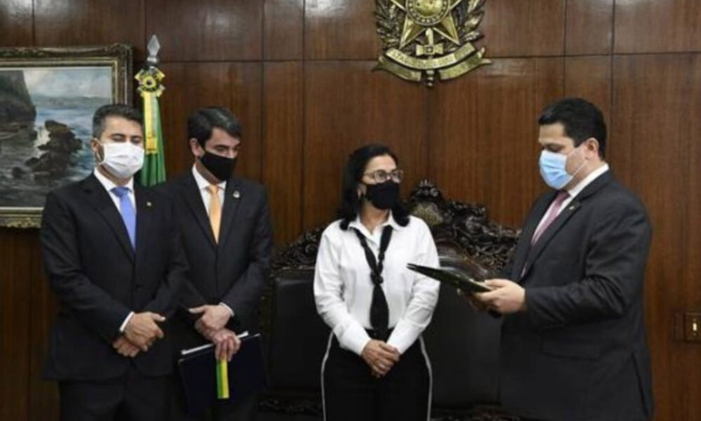 Segunda suplente na chapa de Daniella Ribeiro (PP-PB), a parlamentar tomou posse na quarta-feira (6), mas só deve ocupar a vaga até o dia 21 deste mês
