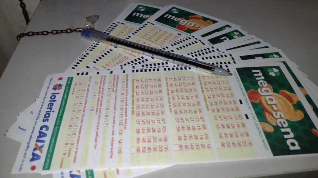 Não teve ganhador do prêmio máximo do concurso 2.333 da Mega-Sena, realizado neste sábado (9). Como não houve bilhetes vencedores,