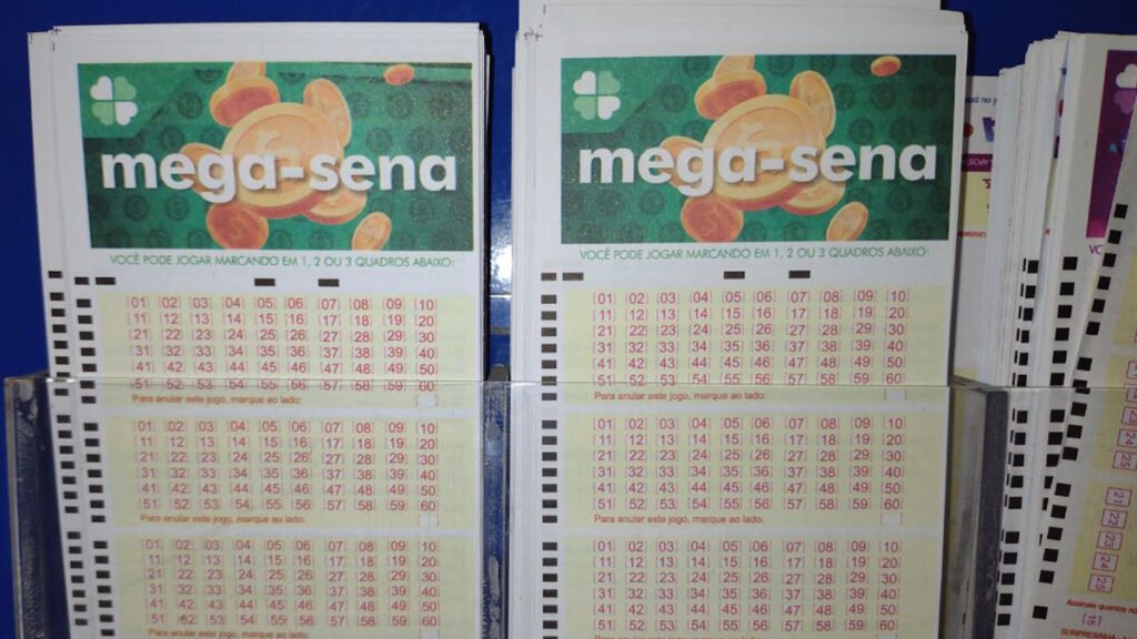 Não teve ganhador do prêmio máximo do concurso 2.332 da Mega-Sena, realizado nesta quarta-feira (6). Como não houve bilhetes vencedores,