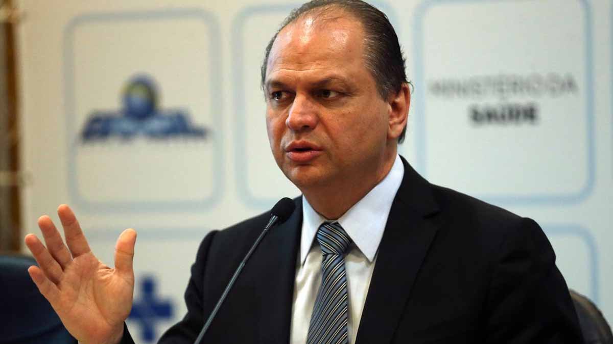 Proibido pelo Supremo Tribunal Federal (STF) por violar o princípio constitucional da impessoalidade na administração, o nepotismo vem sendo questionado