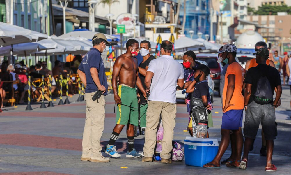 Para garantir a tranquilidade, monitorar e evitar aglomerações nos locais dos circuitos do Carnaval, os órgãos municipais intensificaram as ações de