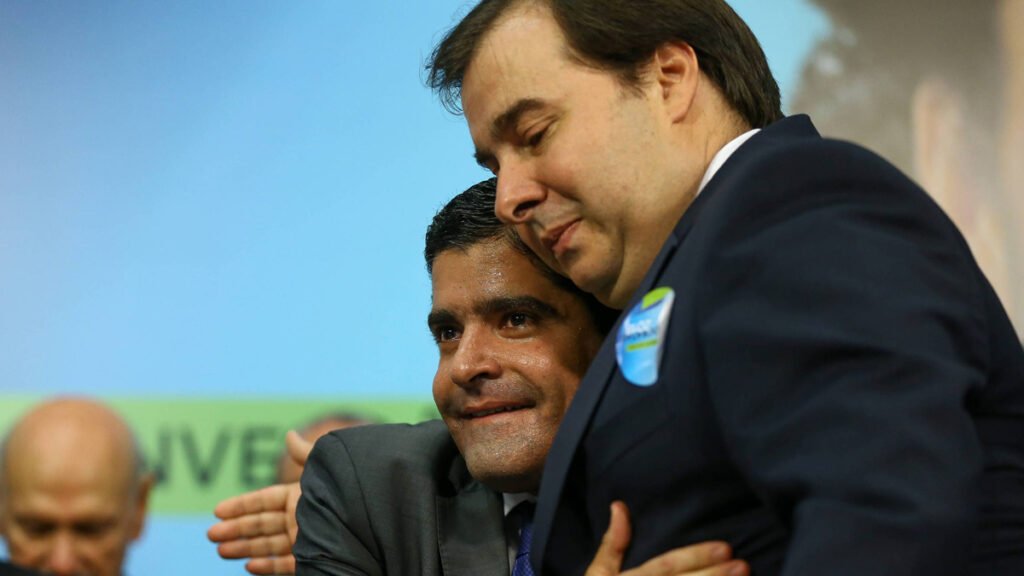O ex-presidente da Câmara dos Deputados, Rodrigo Maia (RJ), confirmou que vai deixar o DEM para fazer oposição a Jair Bolsonaro. Após ver seu candidato