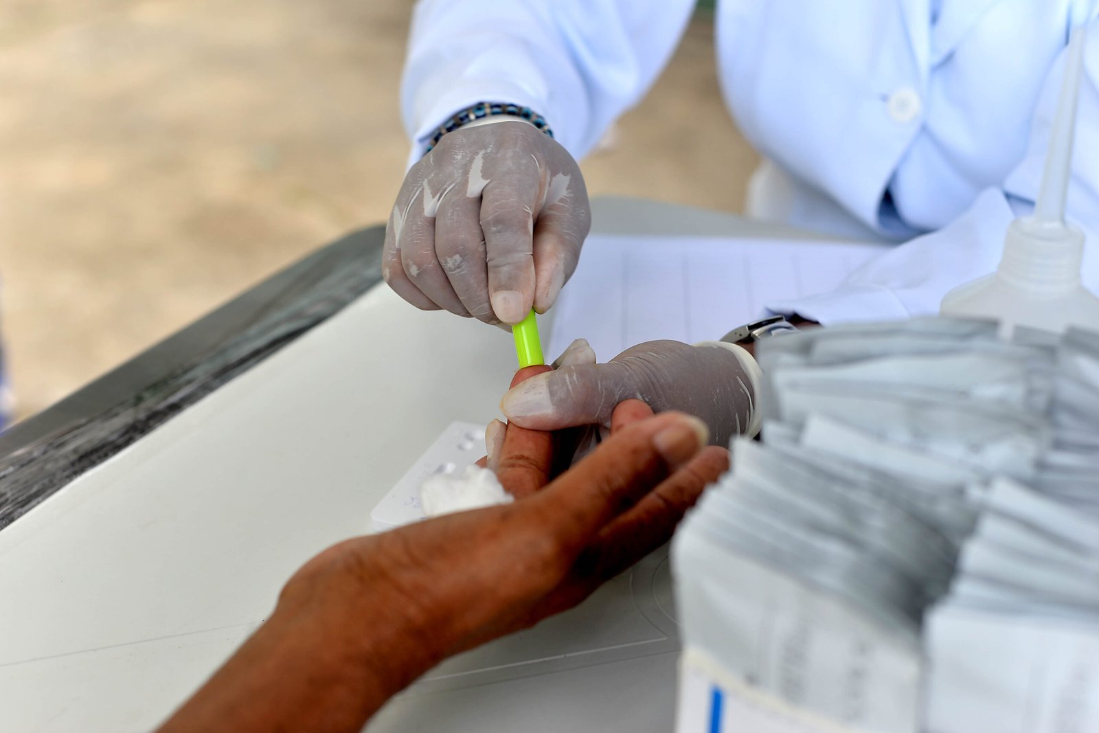 A Prefeitura iniciou, nesta quarta, as medidas de proteção à vida contra o novo coronavírus nos bairros de Pernambués, Fazenda Grande e Boca do Rio