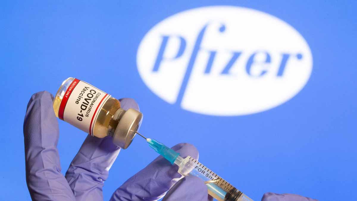 A Agência Nacional de Vigilância Sanitária (Anvisa) aprovou hoje o pedido de registro definitivo da vacina contra a Covid-19 produzida pela Pfizer e