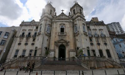 Sem funcionar por mais de 30 anos, os 16 sinos da Basílica Santuário Nossa Senhora Conceição da Praia, no bairro do Comércio, em Salvador,