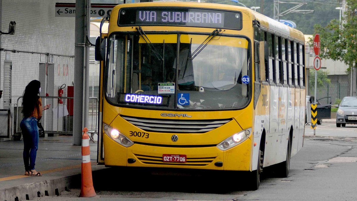 Os últimos ônibus sairão das estações às 21h30, levando os passageiros que chegam pelo metrô. Já nos principais corredores de tráfego, a última