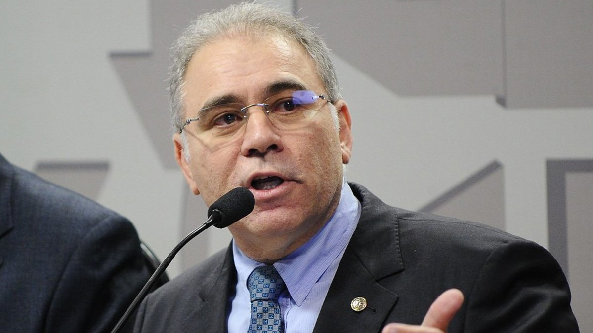 no comando do Ministério da Saúde. O médico Marcelo Queiroga será o quarto ministro da Saúde desde o começo da pandemia de Covid,