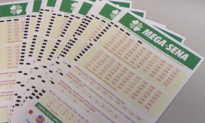 Dois acertadores, um de Salvador e outro de Brasília acertaram as seis dezenas do concurso 2.354, da Mega-Sena, sorteadas neste sábado (20),