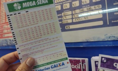 Não houve ganhador no sorteio do concurso 2.355 da Mega-Sena realizado nesta quarta-feira (24) no Espaço Loterias Caixa, em São Paulo. 