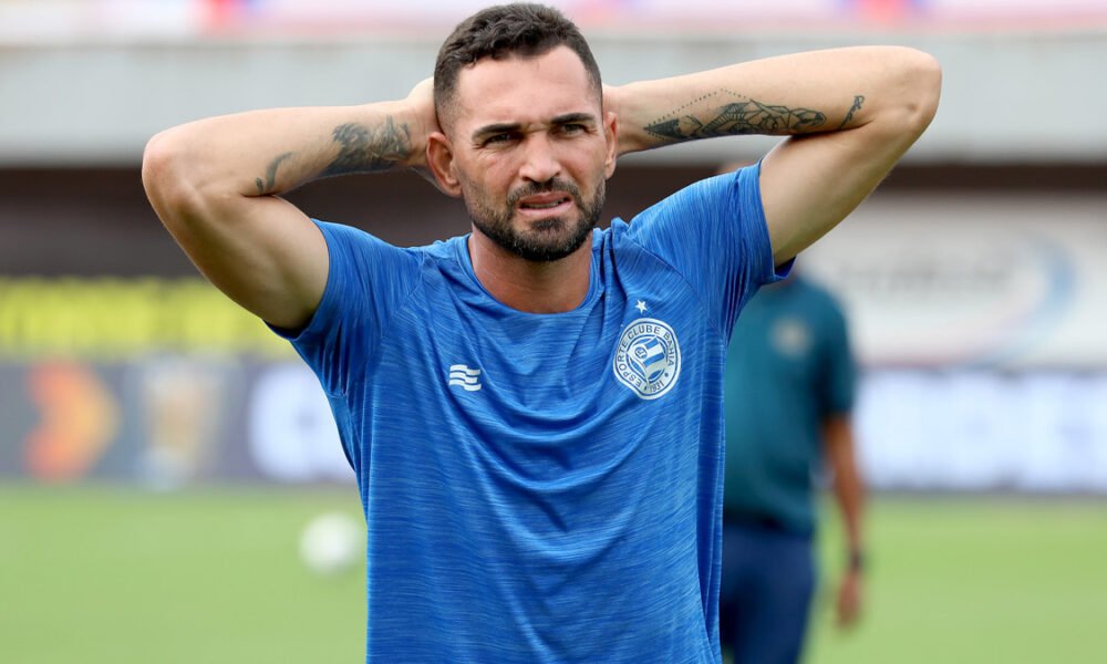 Com o contrato de Gilberto terminando no final do ano, a torcida do Bahia foi às redes neste final de semana pedir a renovação do vínculo do artilheiro.