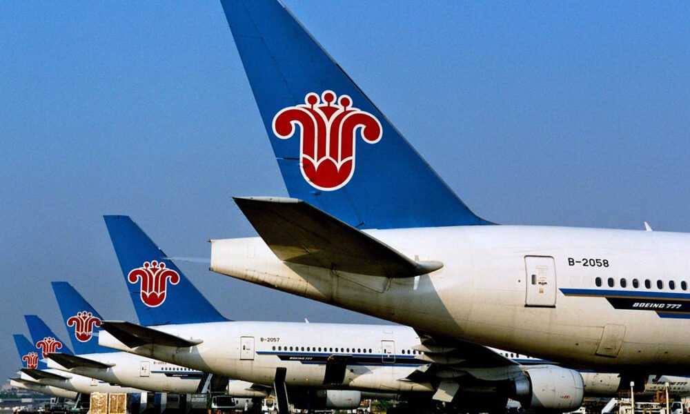 A companhia aérea chinesa China Southern Airlines deixou de transportar passageiros do Brasil com destino à China, "de acordo com as necessidades