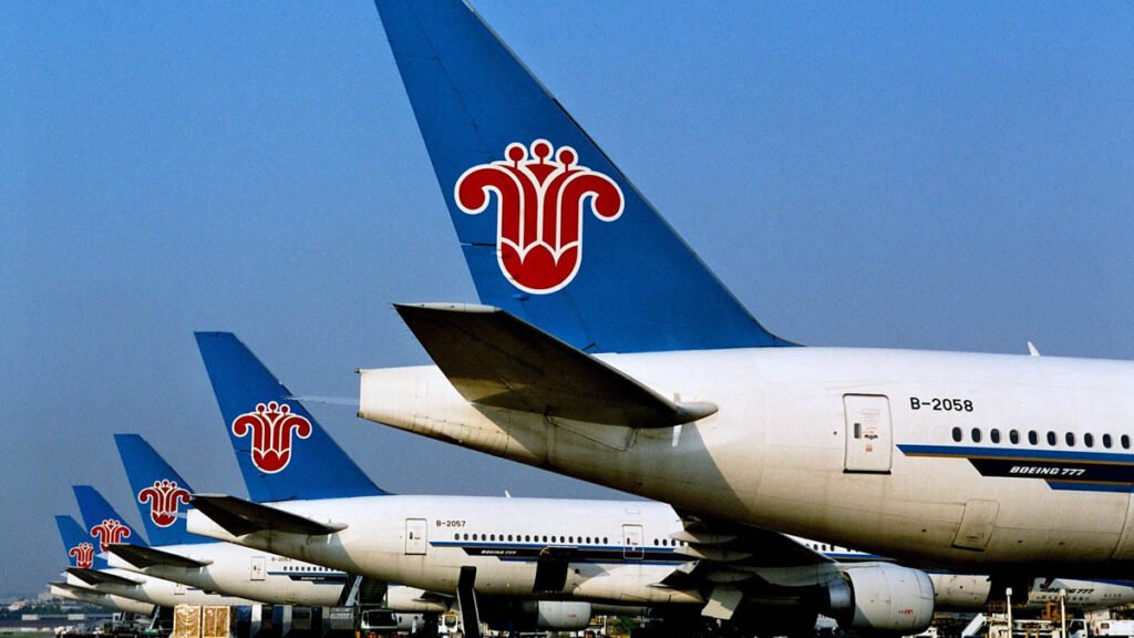 A companhia aérea chinesa China Southern Airlines deixou de transportar passageiros do Brasil com destino à China, "de acordo com as necessidades