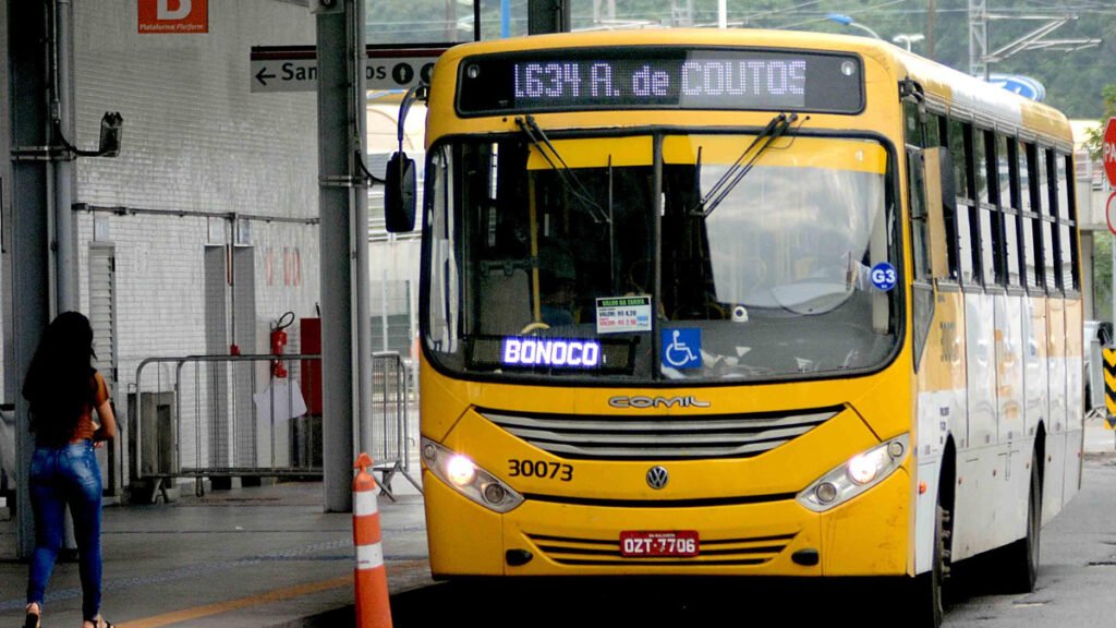 A partir da próxima segunda-feira (26), os usuários do transporte público devem ficar atentos ao novo valor da tarifa dos ônibus de Salvador,