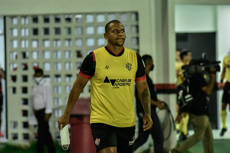 Jogando em casa, todos os três times baianos se deram bem e avançaram para a próxima fase da Copa do Brasil... a Juazeirense ganhou do 