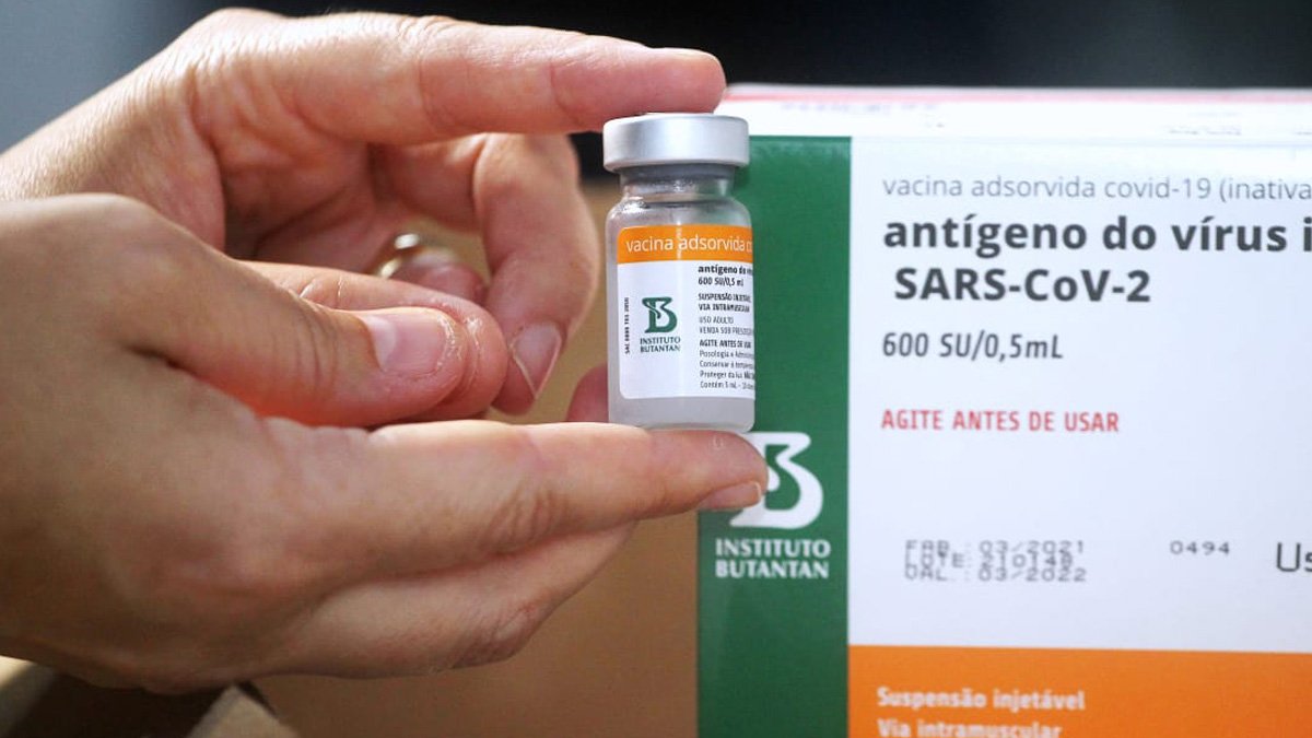 cerca de 2,2 milhões de vacinados contra a Covid-19 não contraíram a doença após a imunização ou, se infectados, não precisaram de hospitalização