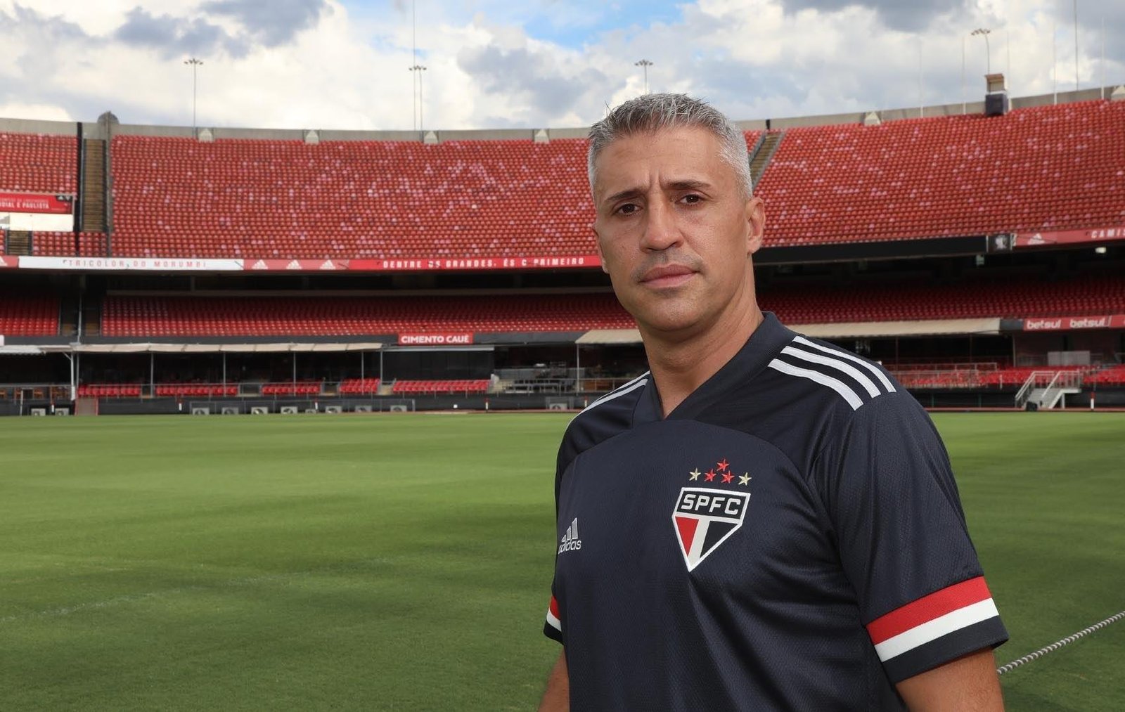 Bahia e Ceará, os dois maiores times do Nordeste na atualidade, iniciam a luta pela decisão da Copa do Nordeste 2021, neste sábado, às 16h, 