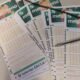 Não houve acertador das seis dezenas do concurso 2.357 da Mega-Sena, realizado nesta quarta-feira (31). Como não houve aposta vencedora,