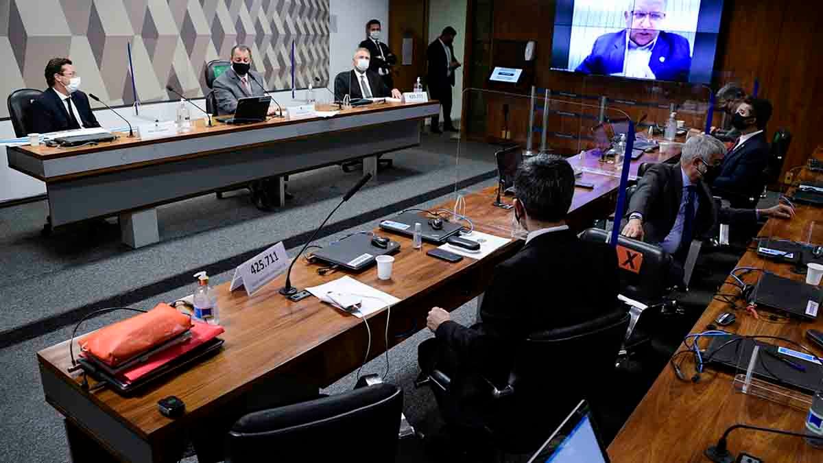 Em mais um dia de depoimentos, a CPI da Pandemia ouve nesta quinta-feira (13) o ex-presidente da Pfizer no Brasil, Carlos Murillo.