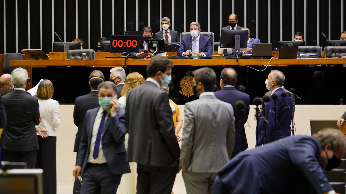 A Câmara dos Deputados aprovou nesta quinta-feira (20) a Medida Provisória 1031/21, que viabiliza a desestatização da Eletrobras, estatal