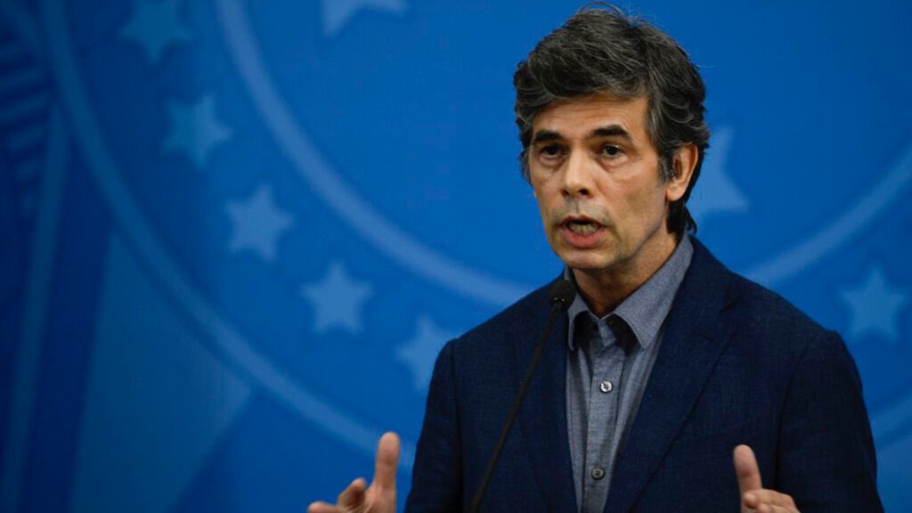 Dando sequência aos trabalhos, a CPI da Pandemia vai ouvir nesta quarta-feira, a partir das 10h, o ex-ministro da Saúde Nelson Teich. Ele será a segunda