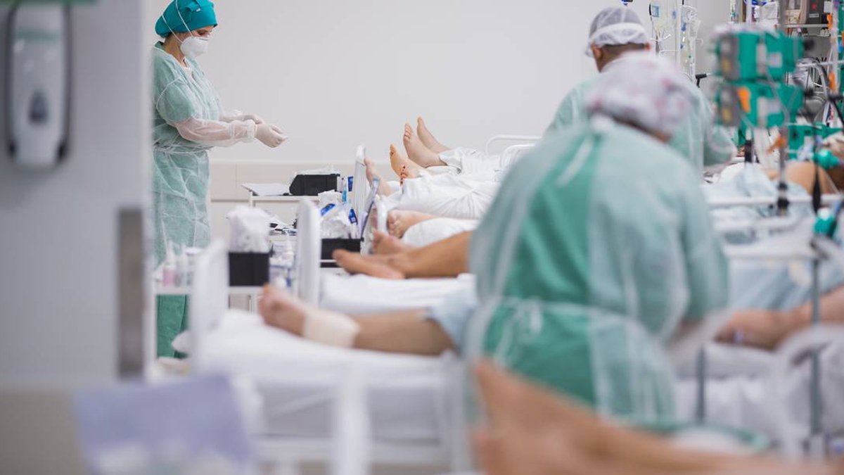Dezessete Estados e o Distrito Federal têm ocupação de 80% ou mais em seus leitos de UTI para Covid-19, segundo novo Boletim do Observatório