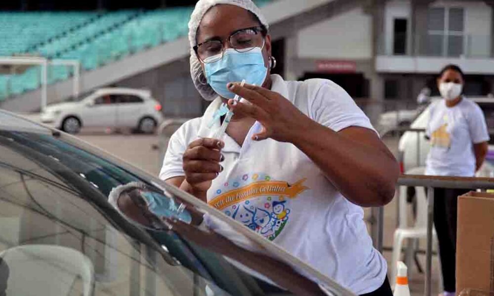 Nesta quarta-feira (9) é celebrado o Dia Nacional da Imunização no Brasil. Em Salvador, a mobilização de vacinação contra a Covid-19, principal