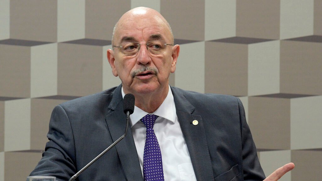 A CPI da Pandemia marcou para esta terça-feira (22) o depoimento do ex-ministro da Cidadania e deputado federal Osmar Terra (MDB-RS).