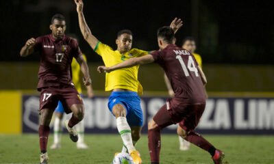 Atletas da seleção da Venezuela, adversária do Brasil no jogo de estreia da Copa América, neste domingo (13), às 18h, no Estádio Nacional de