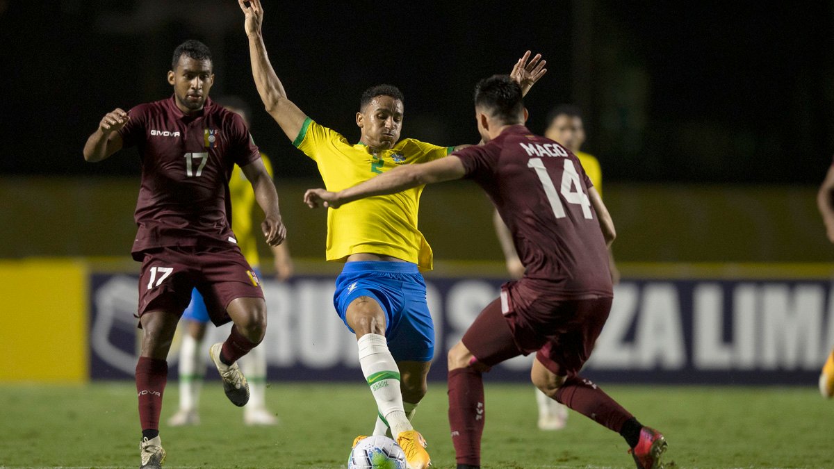 Atletas da seleção da Venezuela, adversária do Brasil no jogo de estreia da Copa América, neste domingo (13), às 18h, no Estádio Nacional de