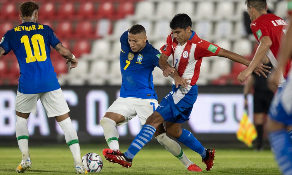 em suas redes sociais, liderados pelo capitão Casemiro. Na nota, se mostram contrários à realização da Copa América no Brasil