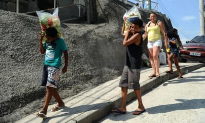 Mais de 400 mil cadastrados que estão na fila de espera do Bolsa Família ficaram sem o auxílio emergencial neste ano, apesar de o governo