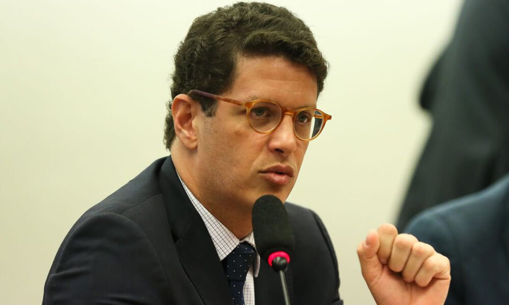 A Procuradoria-Geral da República (PGR) enviou na noite dessa segunda-feira (31) ao Supremo Tribunal Federal (STF) um pedido de abertura de