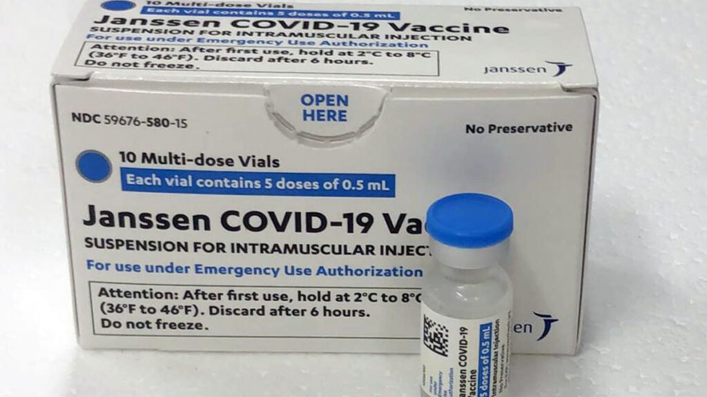 A Bahia recebeu nesta quinta-feira (24) as primeiras doses de vacina contra a Covid-19 fabricadas pelo laboratório Janssen. A remessa