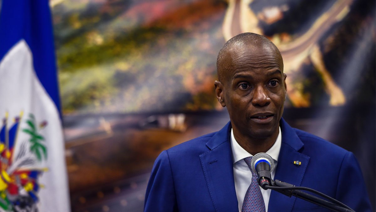 O presidente do Haiti, Jovenel Moïse, foi morto em um ataque à residência oficial do governo, na capital Porto Príncipe. A informação foi anunciada nesta