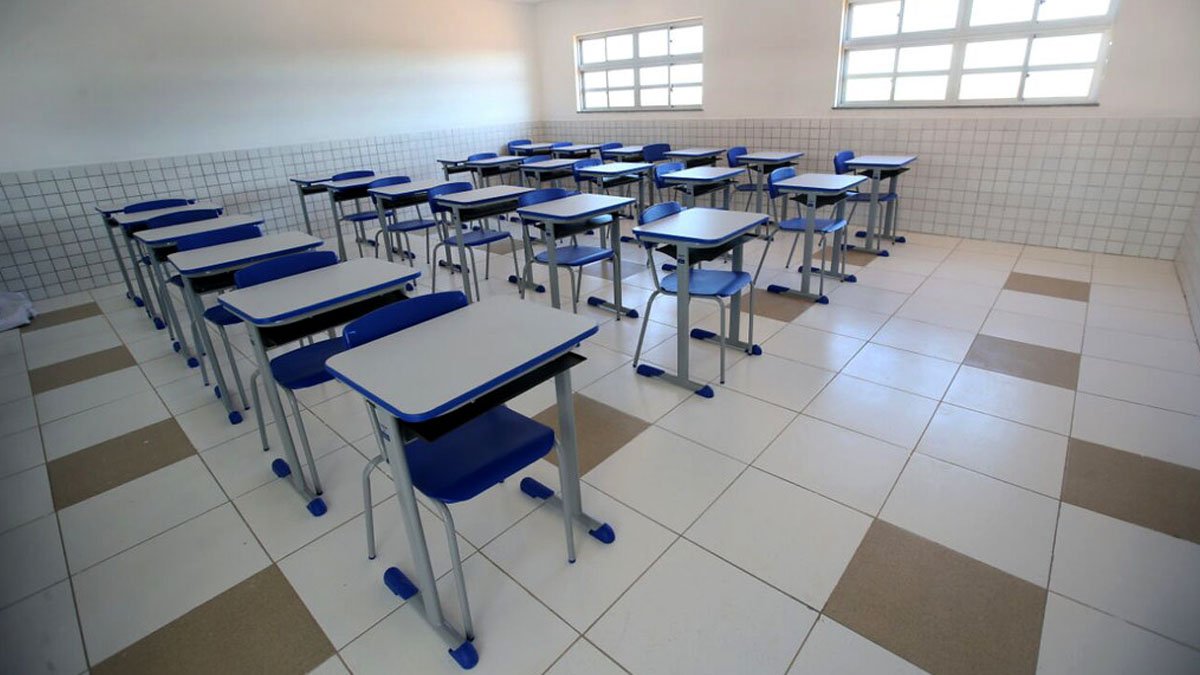Lei que obriga o repasse de recursos da União para os estados com o objetivo de garantir o acesso à internet de alunos e professores da