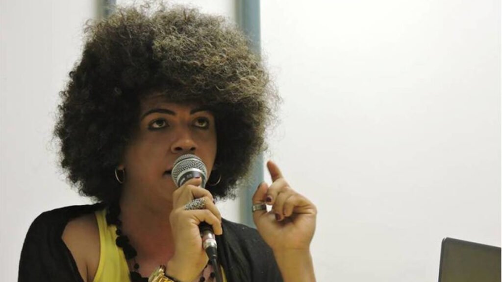 Fran Demétrio, a primeira mulher transgênero a lecionar na Universidade Federal do Recôncavo Baiano (UFRB), morreu nesta última quarta